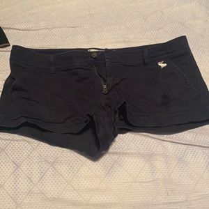 Abercrombie size 6 short shorts navy